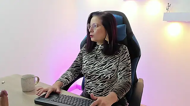 ada mclaine online show from 03-05-26, 12:34