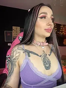 Molly  Moon online show from 12-18-24, 08:31