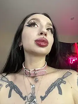 Molly  Moon online show from 05-20-26, 03:13