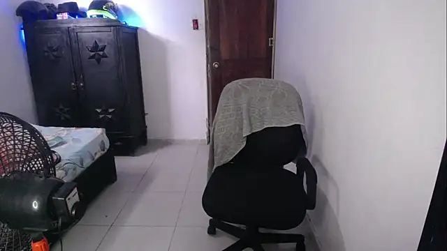 Sxntisaul   online show from 02-08-25, 09:36