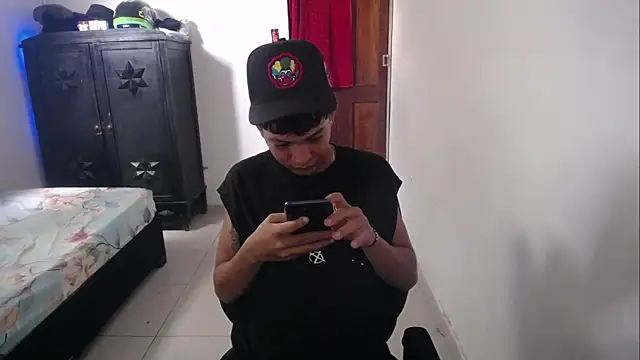 Sxntisaul   online show from 02-14-25, 03:36