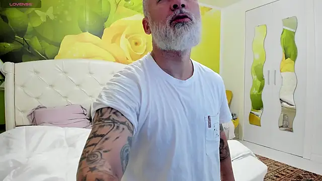 BlowMyXXL online show from 04-04-26, 07:17