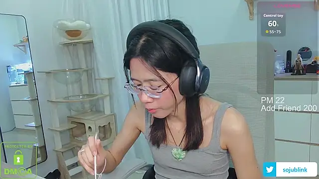 littlemiilk online show from 09-25-25, 05:44