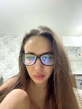 TeenieM online show from 12-15-25, 11:53