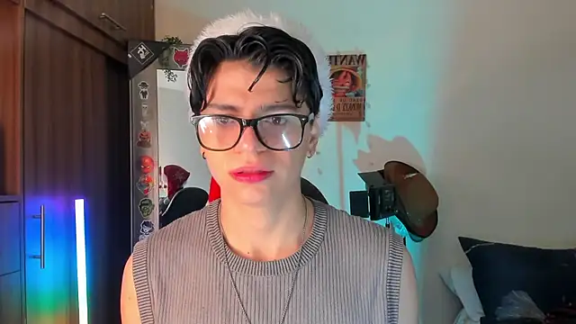 Snapshot of marckalexis chatting on 12-18-25, 11:00 marckalexis online show from 12-18-25, 11:00