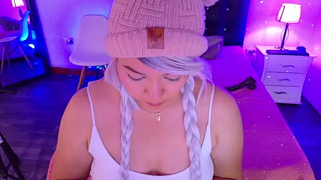 Cuckold lover69 online show from 02-22-25, 09:56