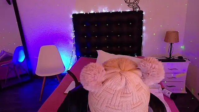 Cuckold lover69 online show from 03-22-25, 08:18