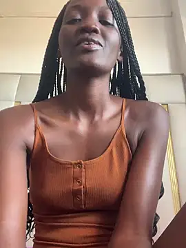 Snapshot of Fanclubbbbb chatting on 02-24-25, 10:48 Fanclubbbbb online show from 02-24-25, 10:48