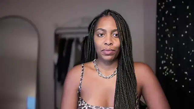 Snapshot of marisilva_br chatting on 12-17-25, 04:51 marisilva br online show from 12-17-25, 04:51