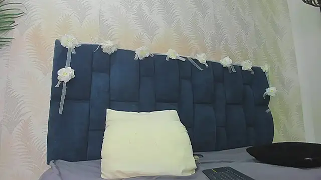 Snapshot of Ammy_Connor1 chatting on 05-16-26, 12:07 Ammy Connor1 online show from 05-16-26, 12:07