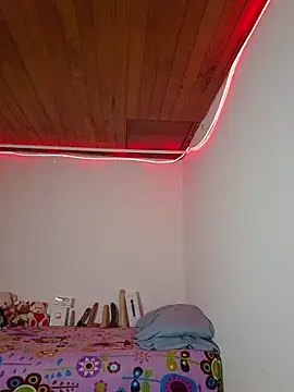 juli05star20 online show from 02-27-26, 01:38