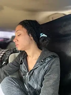 starrynikki online show from 02-06-25, 06:56