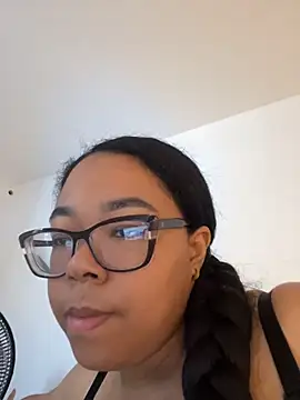 Snapshot of XMara chatting on 07-06-26, 03:58 XMara online show from 07-06-26, 03:58