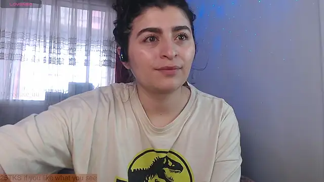 Snapshot of Marci_owo chatting on 11-16-25, 02:00 Marci owo online show from 11-16-25, 02:00