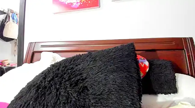 Snapshot of aleziiacam chatting on 12-11-24, 03:35 aleziiacam online show from 12-11-24, 03:35