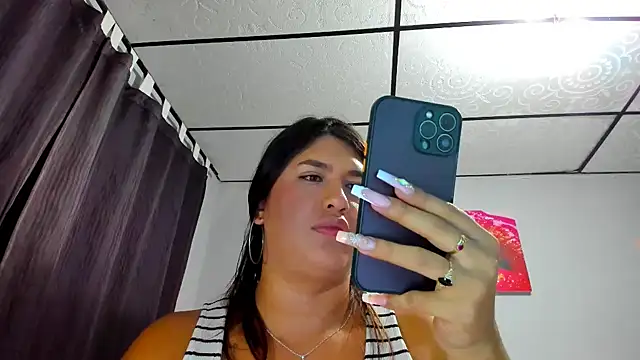 Snapshot of aleziiacam chatting on 09-16-25, 05:19 aleziiacam online show from 09-16-25, 05:19