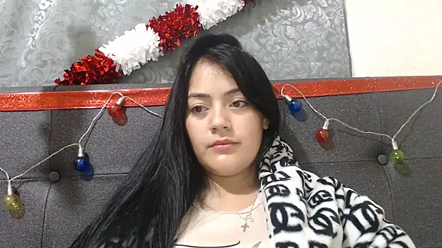 Snapshot of Alisha_99 chatting on 12-05-24, 12:22 Alisha 99 online show from 12-05-24, 12:22