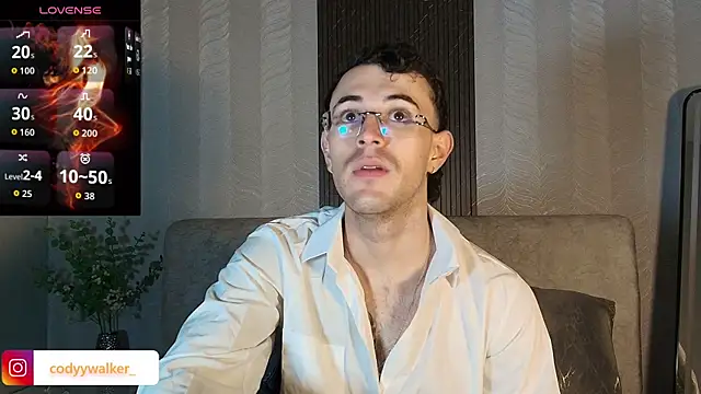Snapshot of CodyWalkerR chatting on 05-17-26, 04:25 CodyWalkerR online show from 05-17-26, 04:25