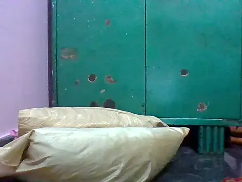 Snapshot of SahilBBC-0 chatting on 11-24-25, 10:48 SahilBBC-0 online show from 11-24-25, 10:48