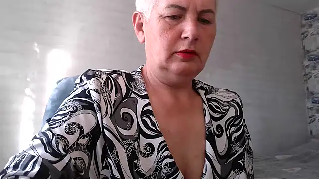 NicoleOlla online show from 09-16-25, 01:50