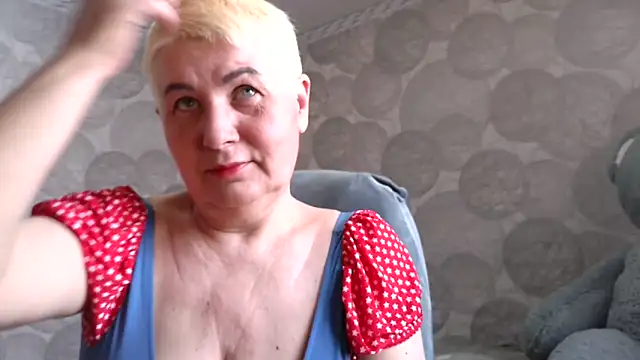 NicoleOlla online show from 02-03-26, 04:21