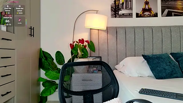 caralella online show from 04-01-26, 08:17