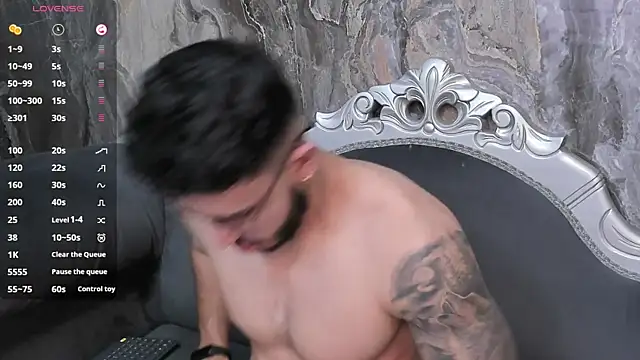 Liam Kleiin online show from 01-09-25, 02:40