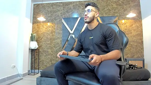 Liam Kleiin online show from 09-15-25, 11:32