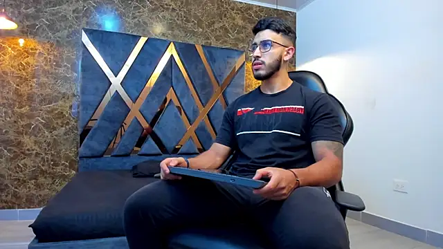 Liam Kleiin online show from 09-25-25, 11:25