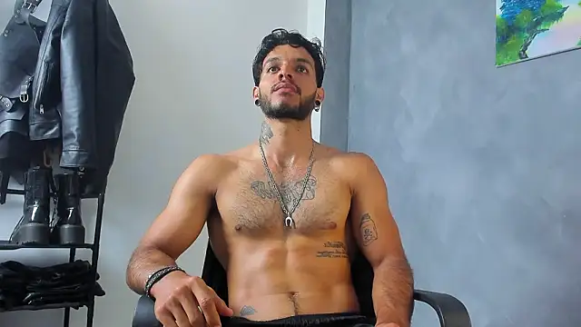 Snapshot of JuanBlade chatting on 03-03-26, 03:23 JuanBlade online show from 03-03-26, 03:23