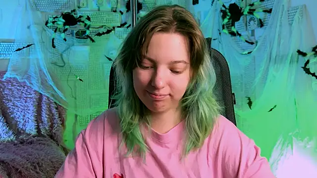 Snapshot of RocKStone_ chatting on 10-27-25, 08:29 RocKStone online show from 10-27-25, 08:29