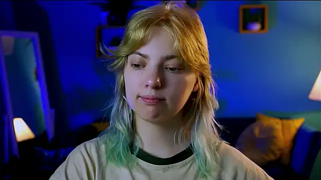 Snapshot of RocKStone_ chatting on 11-10-25, 12:26 RocKStone online show from 11-10-25, 12:26