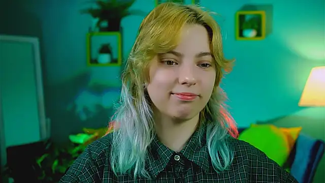 Snapshot of RocKStone_ chatting on 12-05-25, 08:23 RocKStone online show from 12-05-25, 08:23