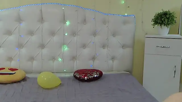 TinaRedly online show from 01-20-25, 09:53