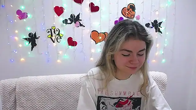 TinaRedly online show from 02-01-25, 12:51