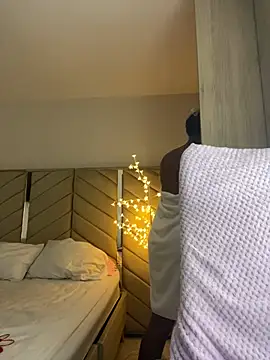 kellya  online show from 02-02-25, 11:00