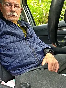 bottomhairy online show from 09-11-25, 12:05