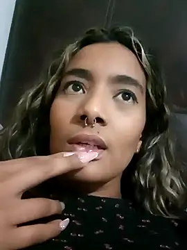 Snapshot of megan_collins96 chatting on 12-18-24, 04:20 megan collins96 online show from 12-18-24, 04:20