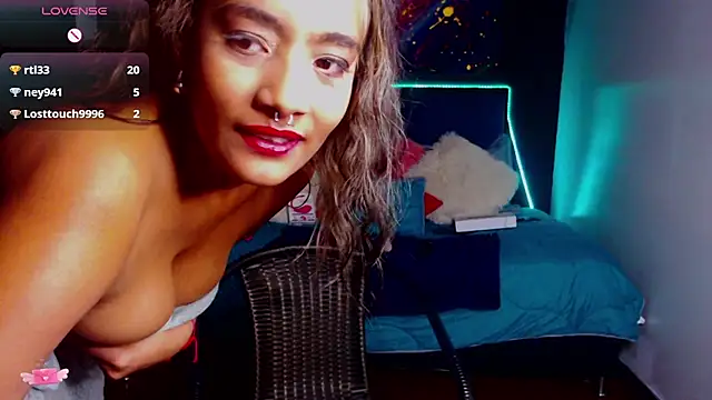 Snapshot of megan_collins96 chatting on 12-24-24, 01:27 megan collins96 online show from 12-24-24, 01:27