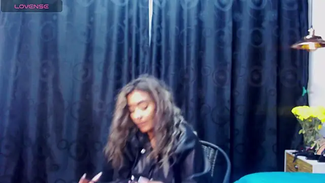 Snapshot of megan_collins96 chatting on 12-27-24, 09:00 megan collins96 online show from 12-27-24, 09:00