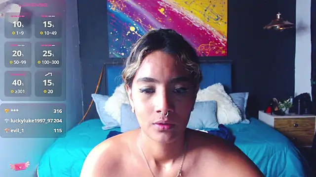 Snapshot of megan_collins96 chatting on 03-02-25, 10:05 megan collins96 online show from 03-02-25, 10:05