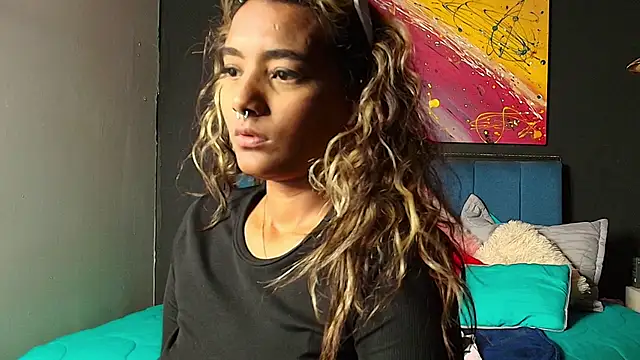Snapshot of megan_collins96 chatting on 03-13-25, 07:39 megan collins96 online show from 03-13-25, 07:39