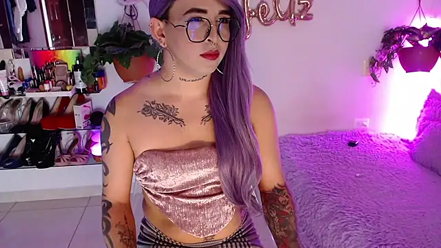 Snapshot of Laveneno_ortiz07 chatting on 10-09-25, 11:47 Laveneno ortiz07 online show from 10-09-25, 11:47
