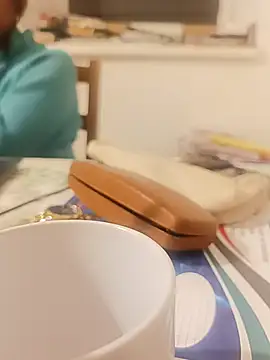 maleesa online show from 10-15-25, 06:52