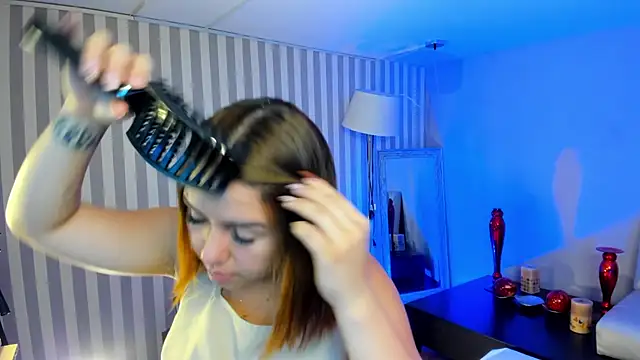 Snapshot of ArianaBaker chatting on 01-22-25, 03:29 ArianaBaker online show from 01-22-25, 03:29