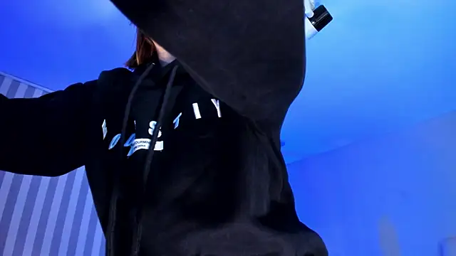 Snapshot of ArianaBaker chatting on 01-24-25, 01:14 ArianaBaker online show from 01-24-25, 01:14