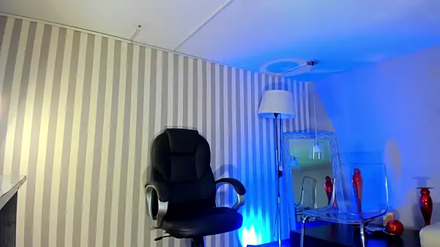 Snapshot of ArianaBaker chatting on 01-29-25, 02:42 ArianaBaker online show from 01-29-25, 02:42