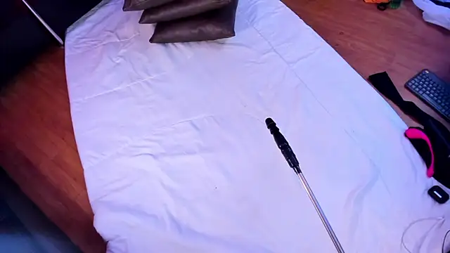 Snapshot of ArianaBaker chatting on 01-29-25, 05:45 ArianaBaker online show from 01-29-25, 05:45