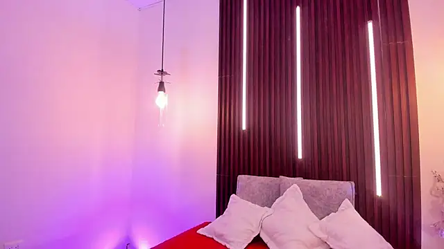 ArianaBaker online show from 04-01-26, 01:12