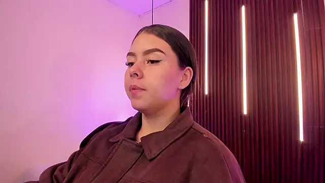 ArianaBaker online show from 06-04-26, 12:33